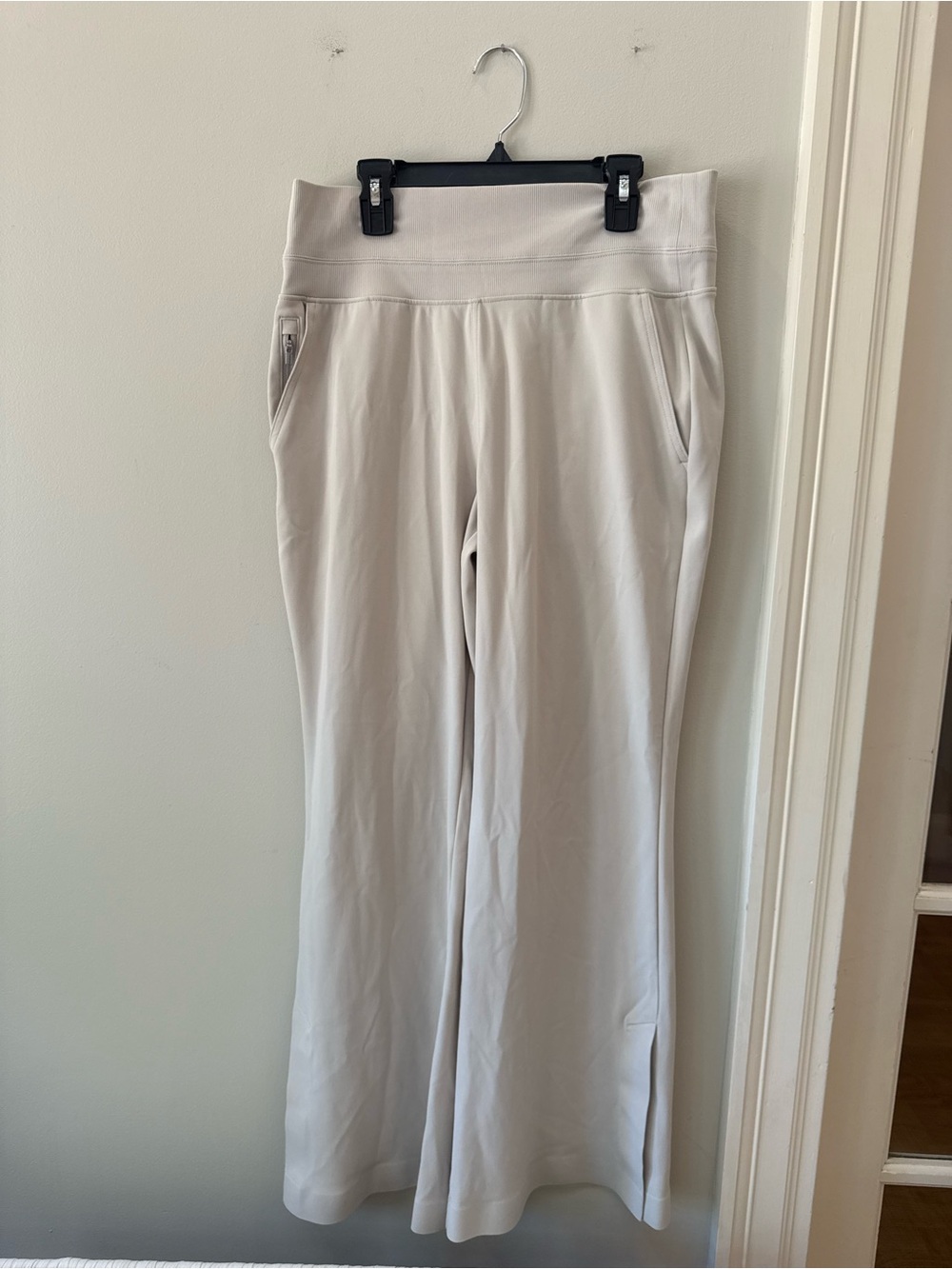 Athleta Womens Venice Wide Leg Flare Split Hem Pants Abalone Cream Size Medium